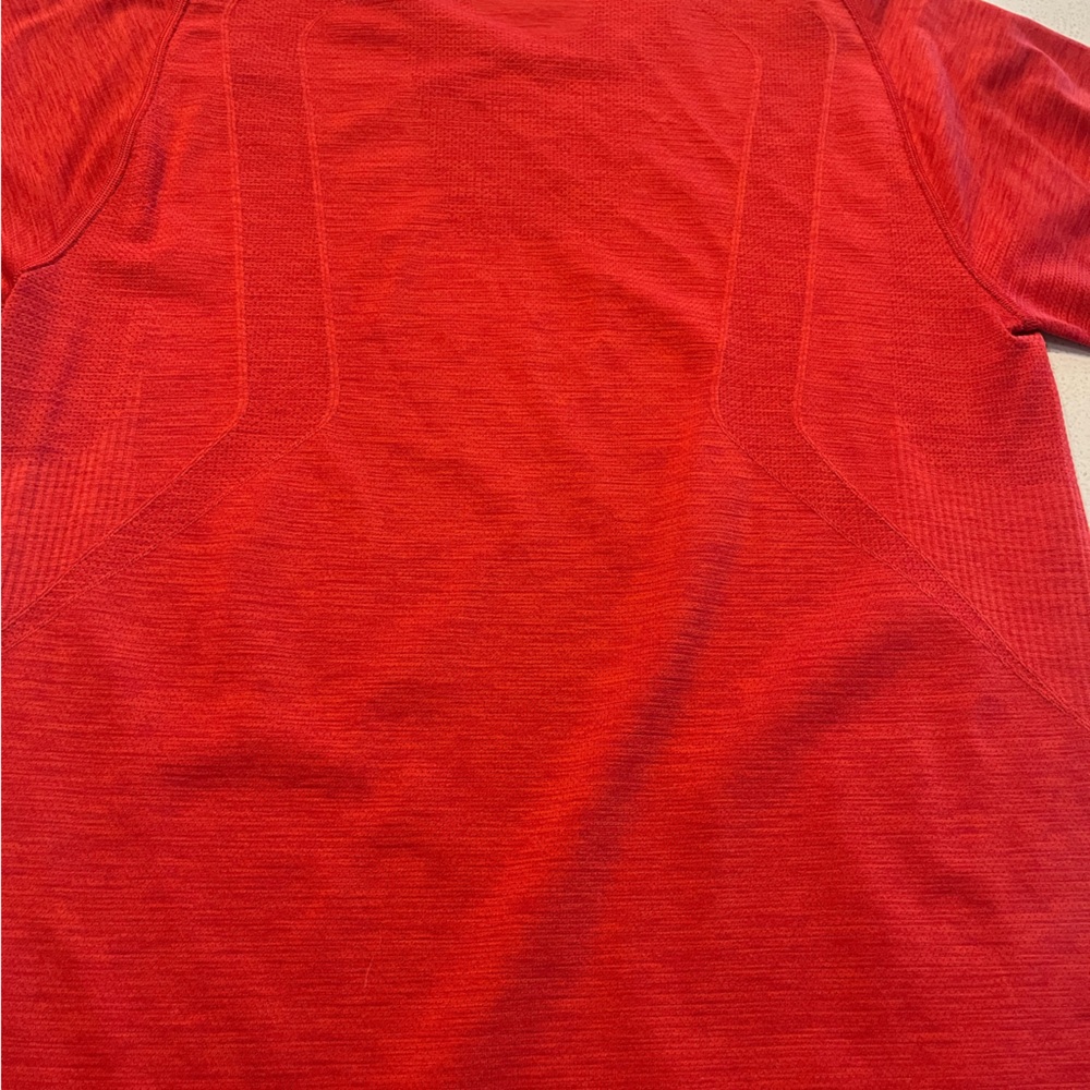 lululemon athletica Vibrant Red Short Sleeve Tee - Picture 2 of 5